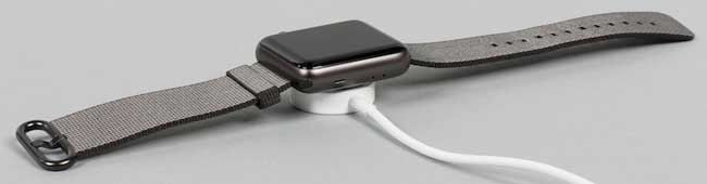 Беспроводная зарядка Apple Watch