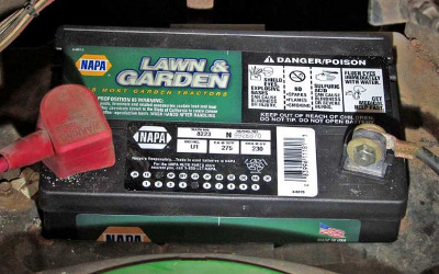 Best lawn tractor batteries: min photo