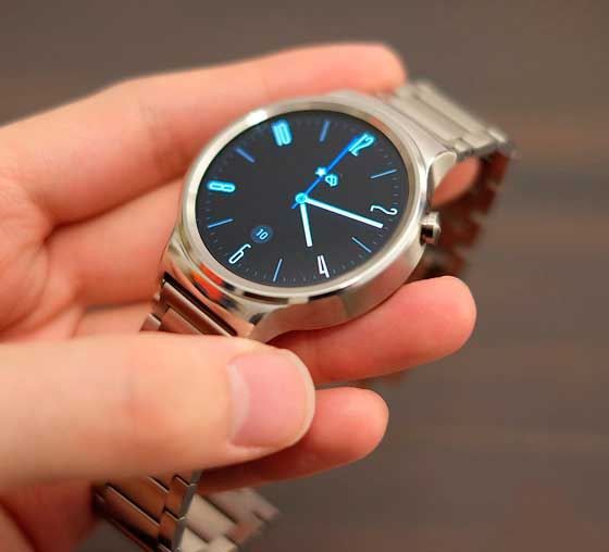 Классический вариант Huawei Watch 